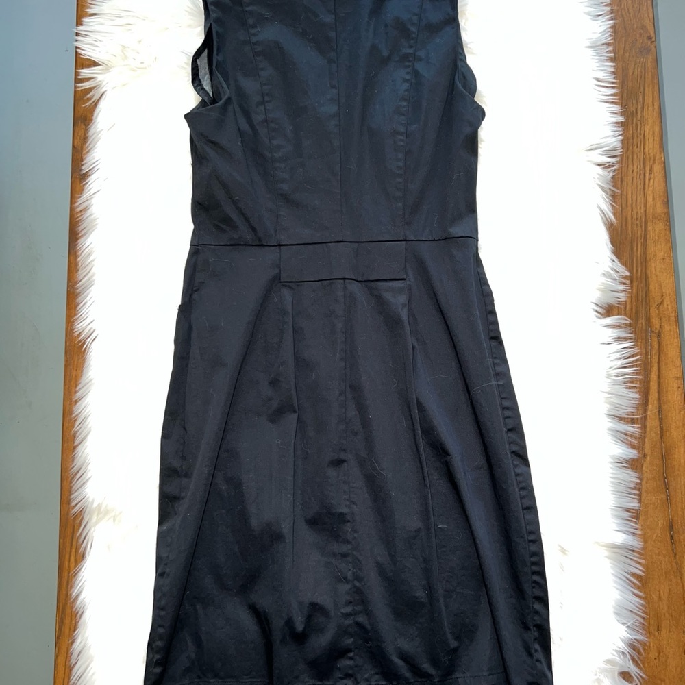 Banana Republic sleeveless black cargo shift dress size 2 - Picture 4 of 12